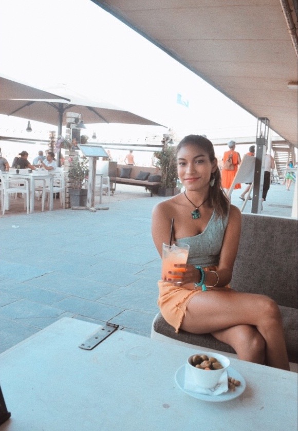 3480E6E9-3169-4D79-B746-6CF09929EC17